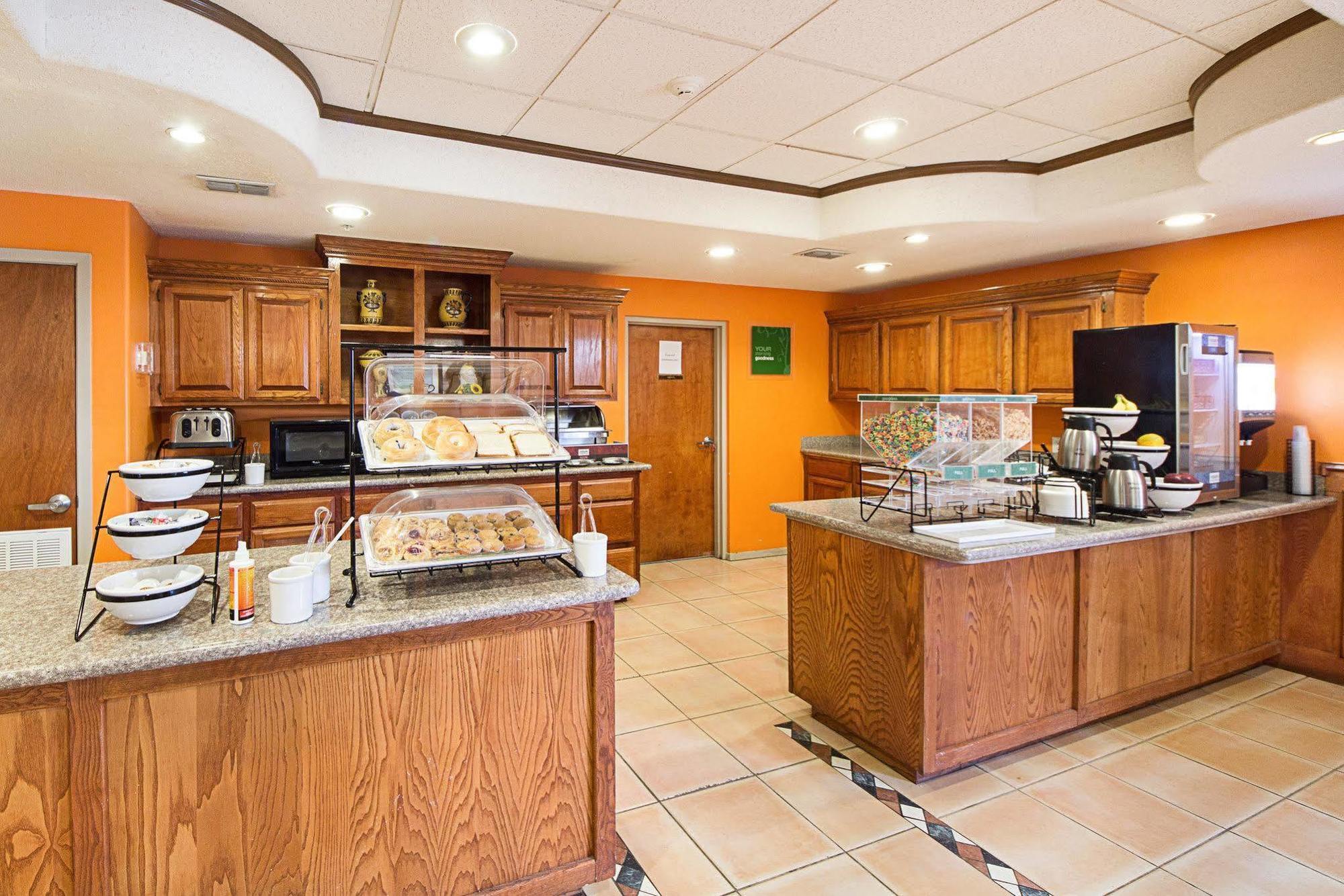 Comfort Inn Near Medical Center Мишен Экстерьер фото