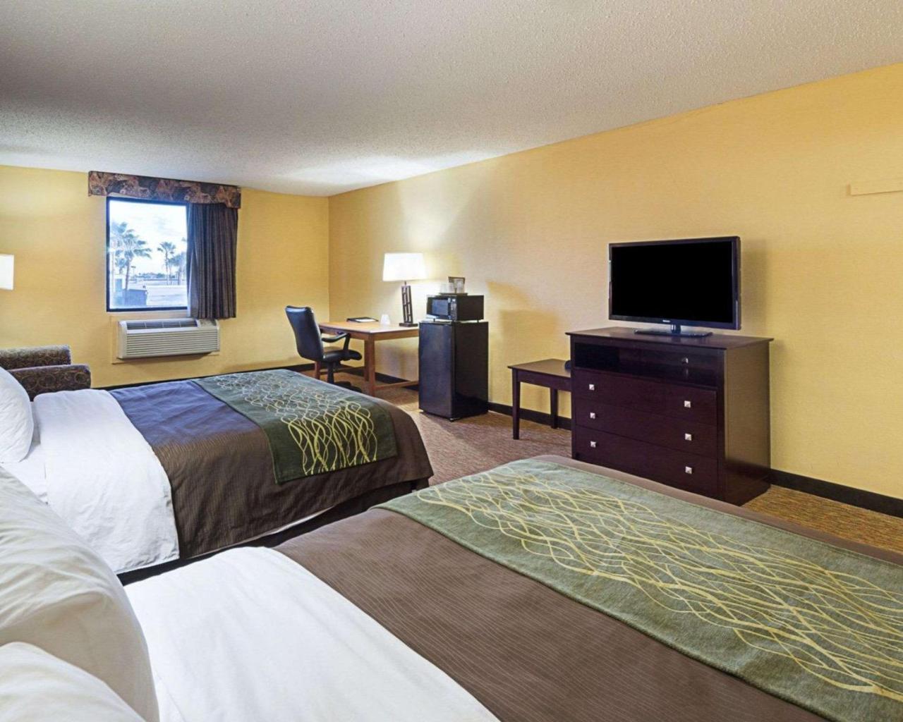 Comfort Inn Near Medical Center Мишен Экстерьер фото
