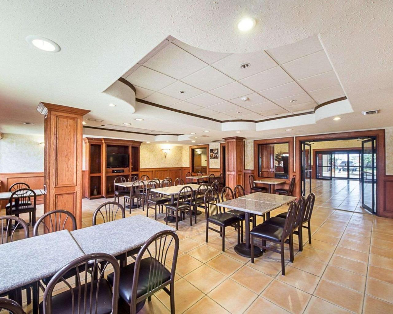Comfort Inn Near Medical Center Мишен Экстерьер фото